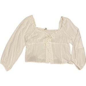 AE Puff sleeve shirt